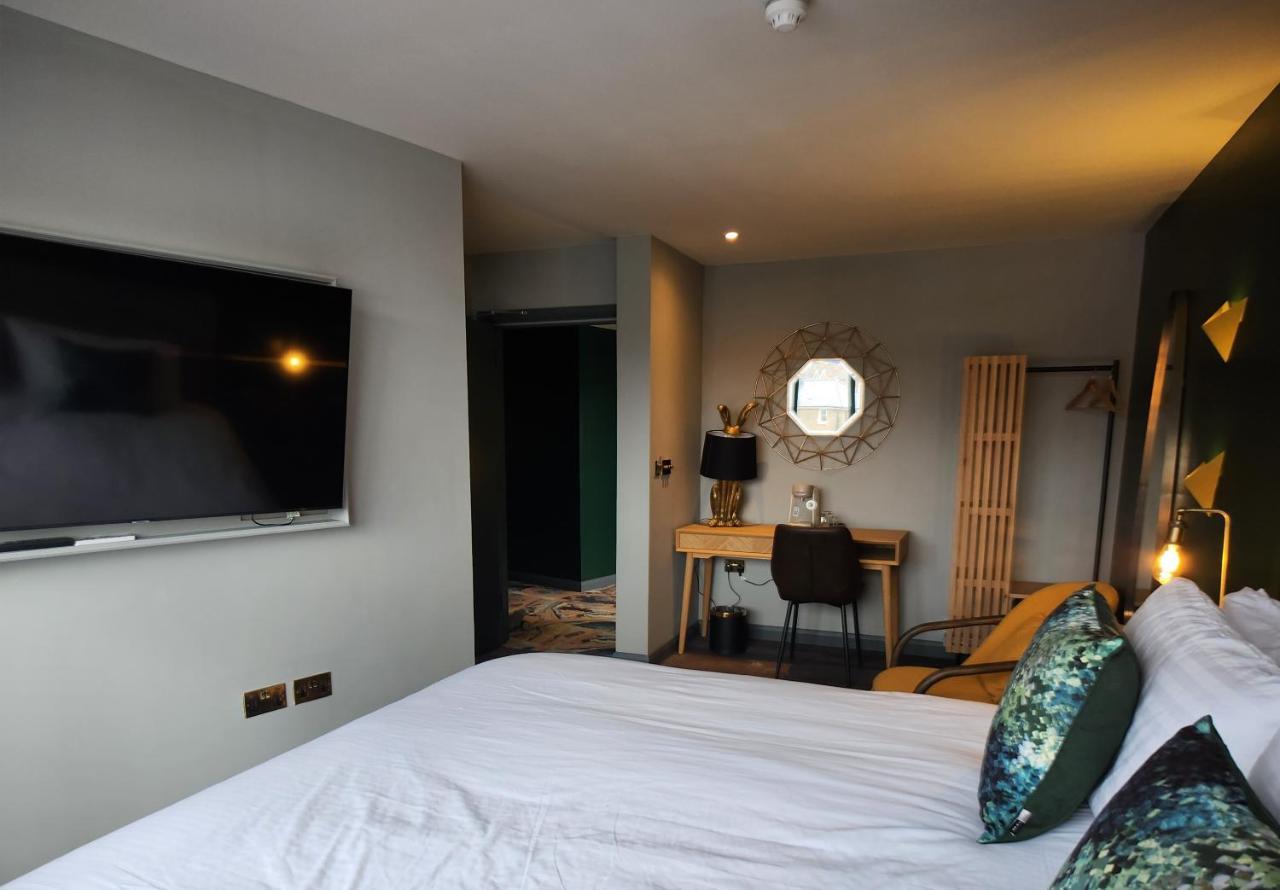 Pinnacle Suites Hotel Каус Экстерьер фото