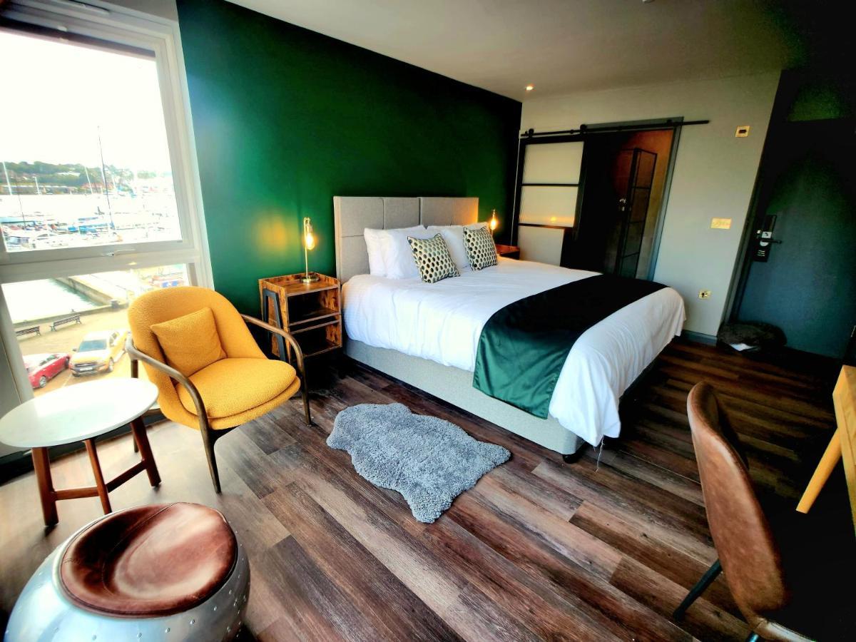 Pinnacle Suites Hotel Каус Экстерьер фото