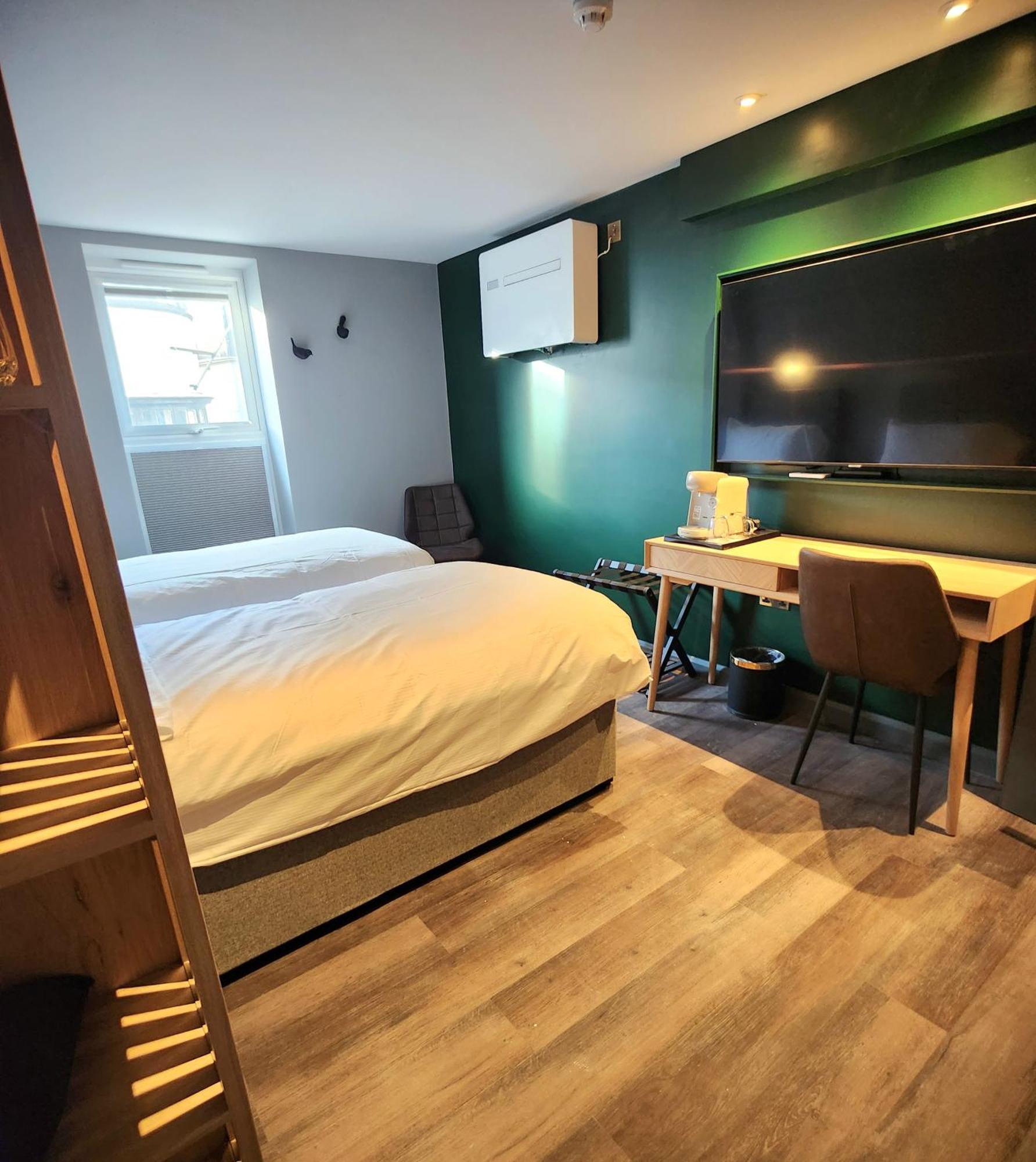 Pinnacle Suites Hotel Каус Экстерьер фото