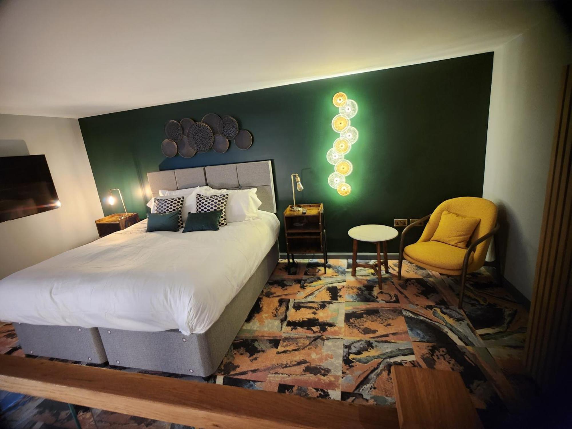 Pinnacle Suites Hotel Каус Экстерьер фото