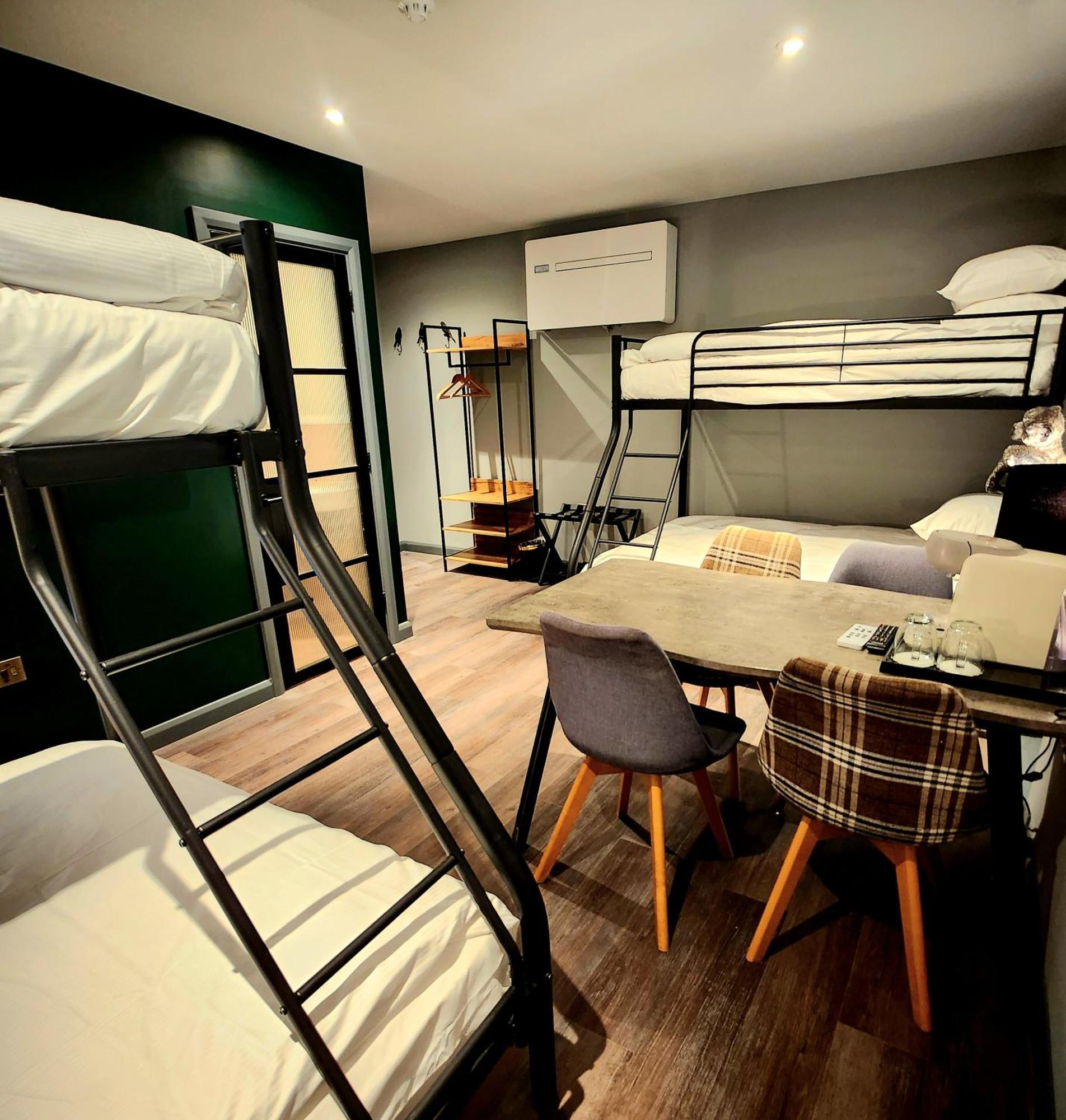 Pinnacle Suites Hotel Каус Экстерьер фото