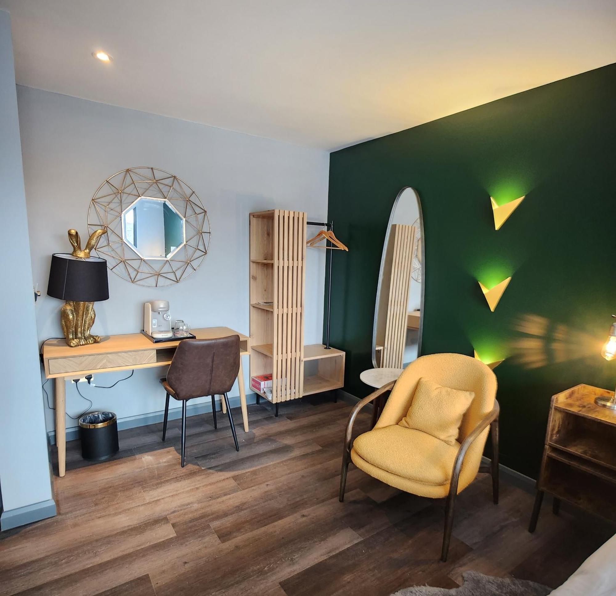 Pinnacle Suites Hotel Каус Экстерьер фото
